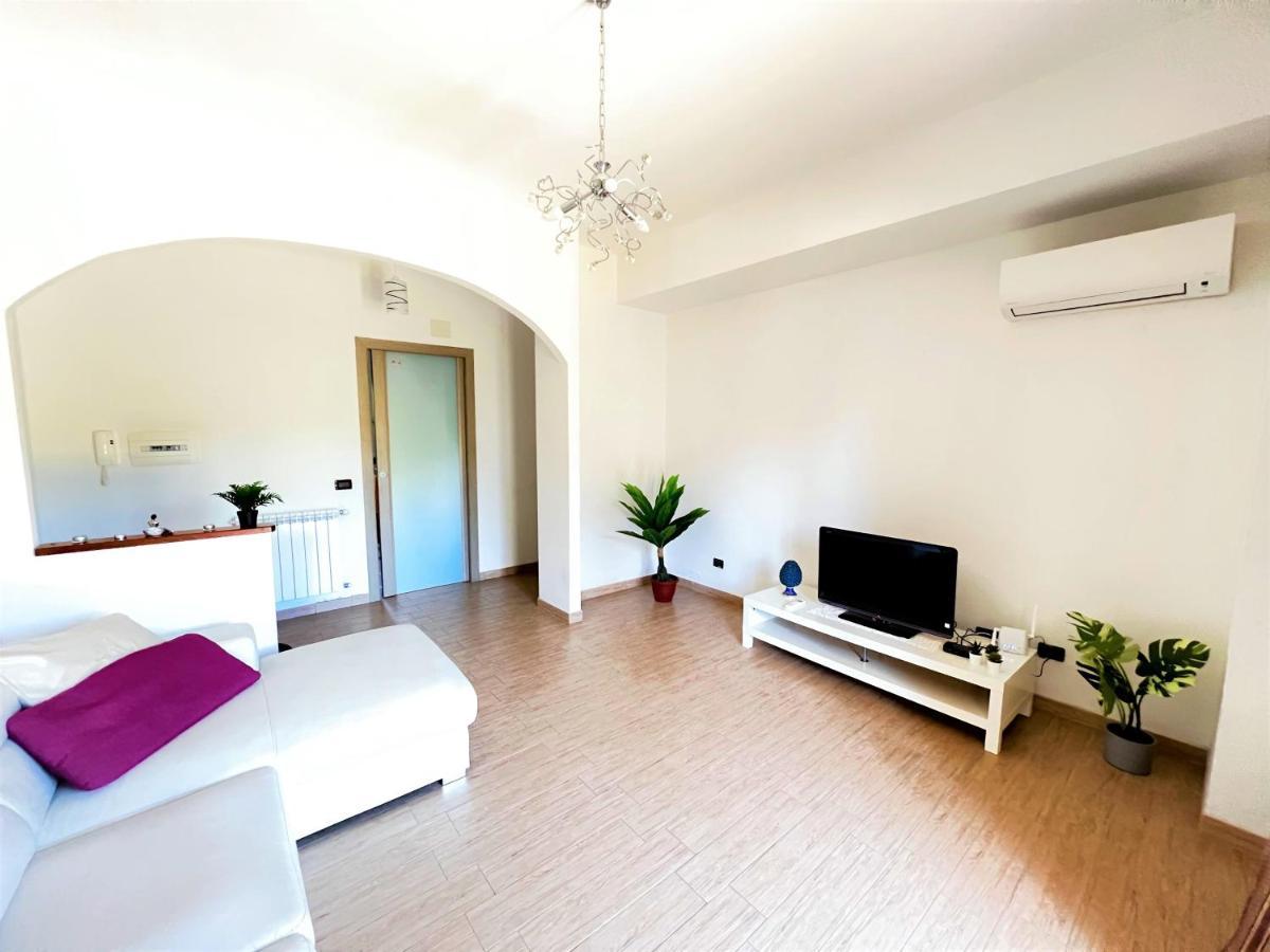 شقة Casa Grazia سانتا تيريزا دي ريفا المظهر الخارجي الصورة